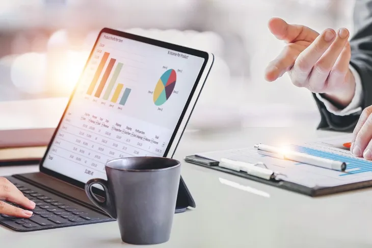 金融業・顧客向けサイト